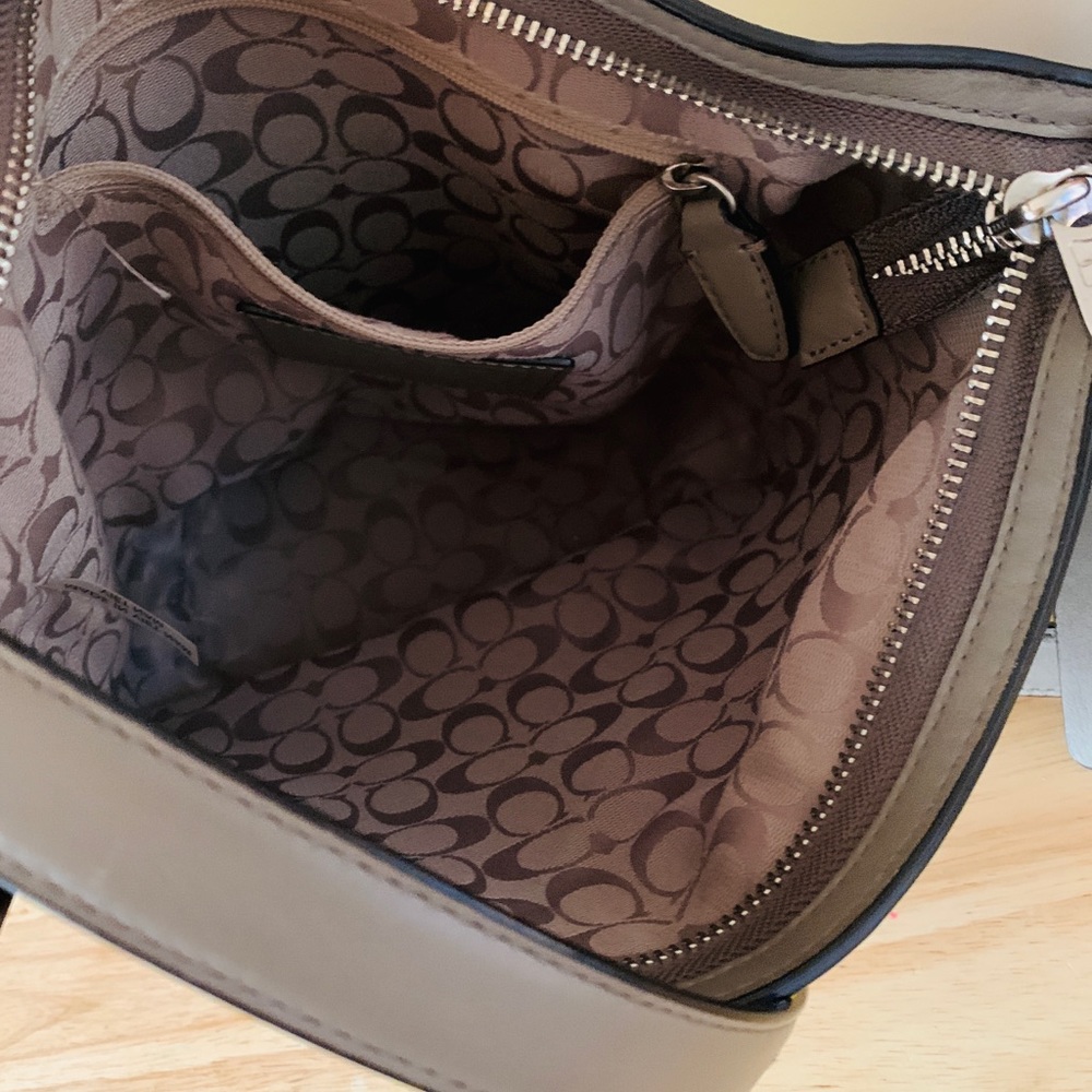 Coach Bucket Bag - Picture 7 of 12